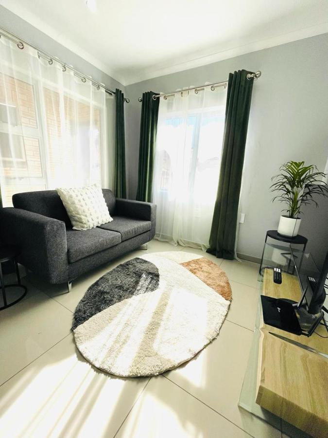 Trendy, Comfortable 1 Bedroom Apartments In Mthatha Exterior foto